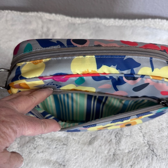 NEW with Tags‼️LUG~Carousel XL 2~Wildflower Multi~New with tags - Picture 9 of 16